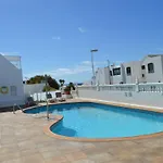 Fuer 5 Personen Ca- 65 M² In Puerto Del Carmen- Lanzarote - Suedkueste Von Lan By Interhome 公寓 卡门港
