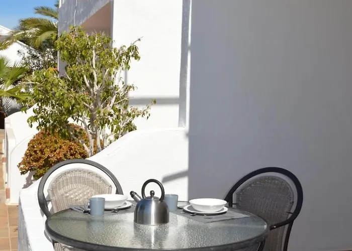 Fuer 5 Personen Ca- 65 M² In Puerto Del Carmen- Lanzarote - Suedkueste Von Lan By Interhome Appartamento *