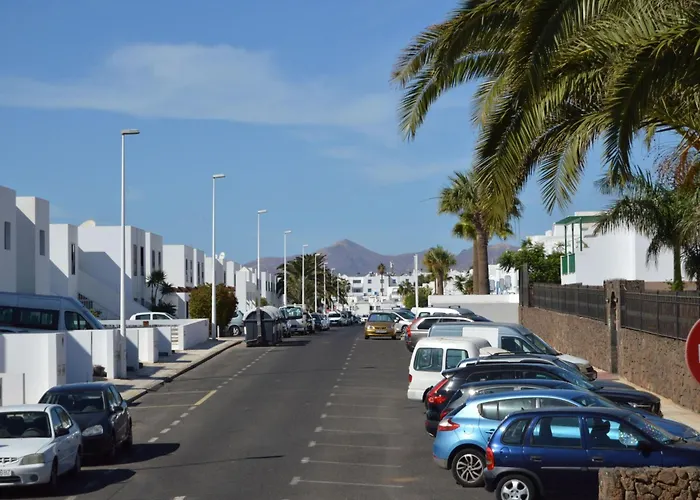 Fuer 5 Personen Ca- 65 M² In Puerto Del Carmen- Lanzarote - Suedkueste Von Lan By Interhome Appartamento