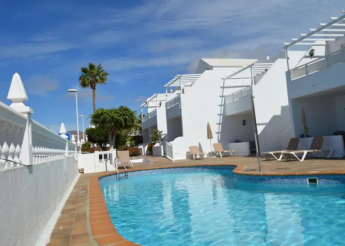 Appartamento Fuer 5 Personen Ca- 65 M² In Puerto Del Carmen- Lanzarote - Suedkueste Von Lan By Interhome *