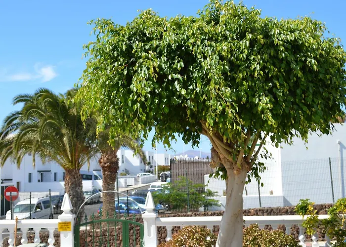 Apartment Fuer 5 Personen Ca- 65 M² In Puerto Del Carmen- Lanzarote - Suedkueste Von Lan By Interhome